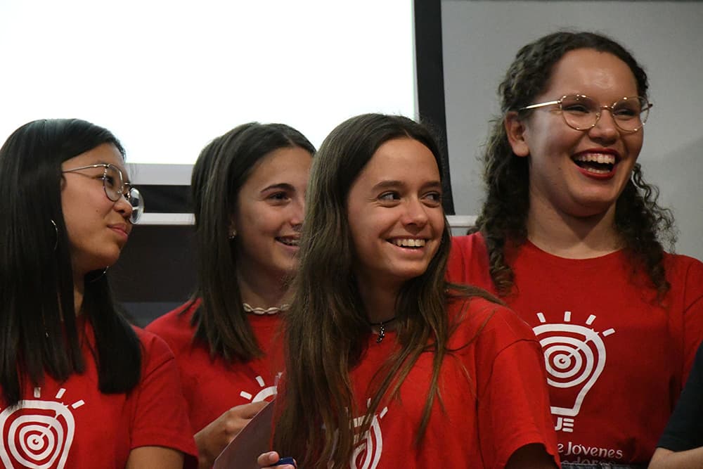 jovenes, emprendedores, actividades para jovenes, gamificacion , escuela de jovenes emprendedores